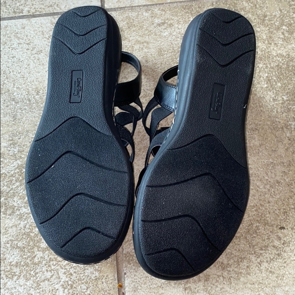 Shoes - Picture 5 of 6